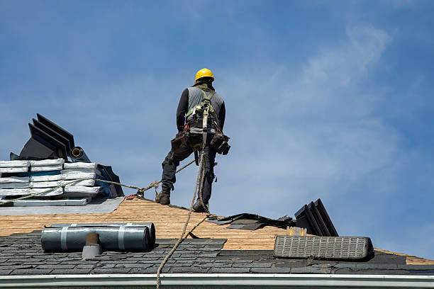 Professional Gutter Installation technician working in Boneville, GA